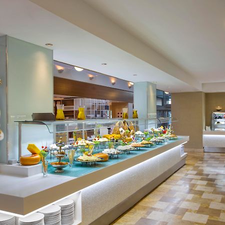 Lara Barut Collection Hotel Antalya Luaran gambar The buffet at the hotel