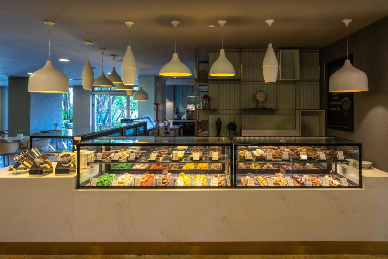 Lara Barut Collection Hotel Antalya Luaran gambar The interior of the restaurant